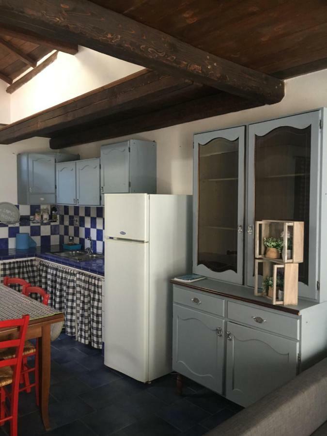 15 Via Giordano Apartment Иглесиас Екстериор снимка